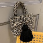 HABADOG Acrylic Woolen Wool Knitting Handbag Lady Hand-Woven Portable Purses Tassel Winter Tote Messenger Bag (Color : StyleC)